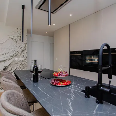 Front Maal, Private & Parking Apartment