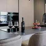 Apartment Front Maal, Private & Parking