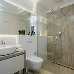Front Maal, Private & Parking Apartment