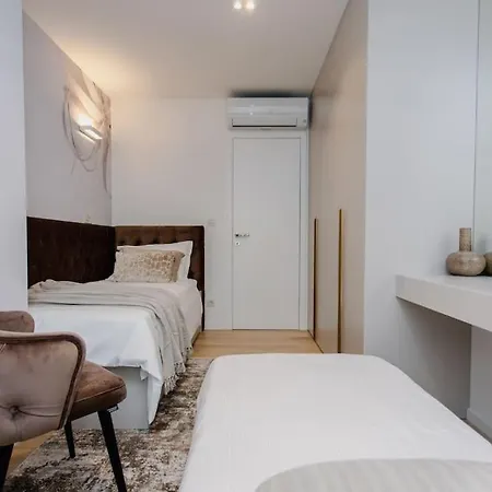 Front Maal, Private & Parking Apartment Split